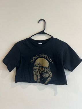 Black Sabbath Cropped Band Tee